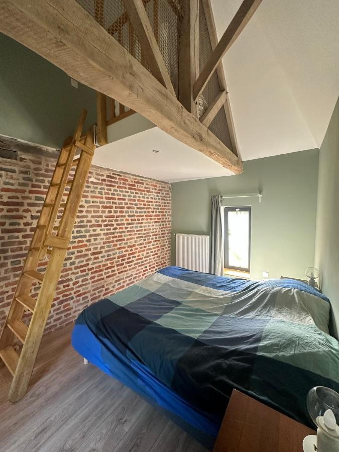 Gite Confortable Au Milieu Des Pres - La Ferme De Montigny Neauphe-Sur-Dive Eksteriør billede